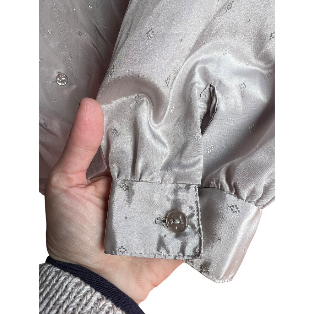 Vintage Gray Ruffled Mock Neck Diamonds Romantic Long Sleeve Satin Blouse Sz M - Picture 4 of 8